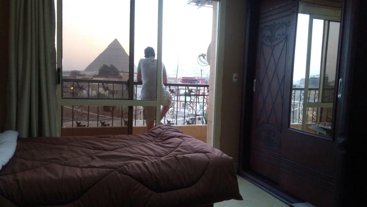 Happy Days Pyramids Inn Il Il Cairo Esterno foto