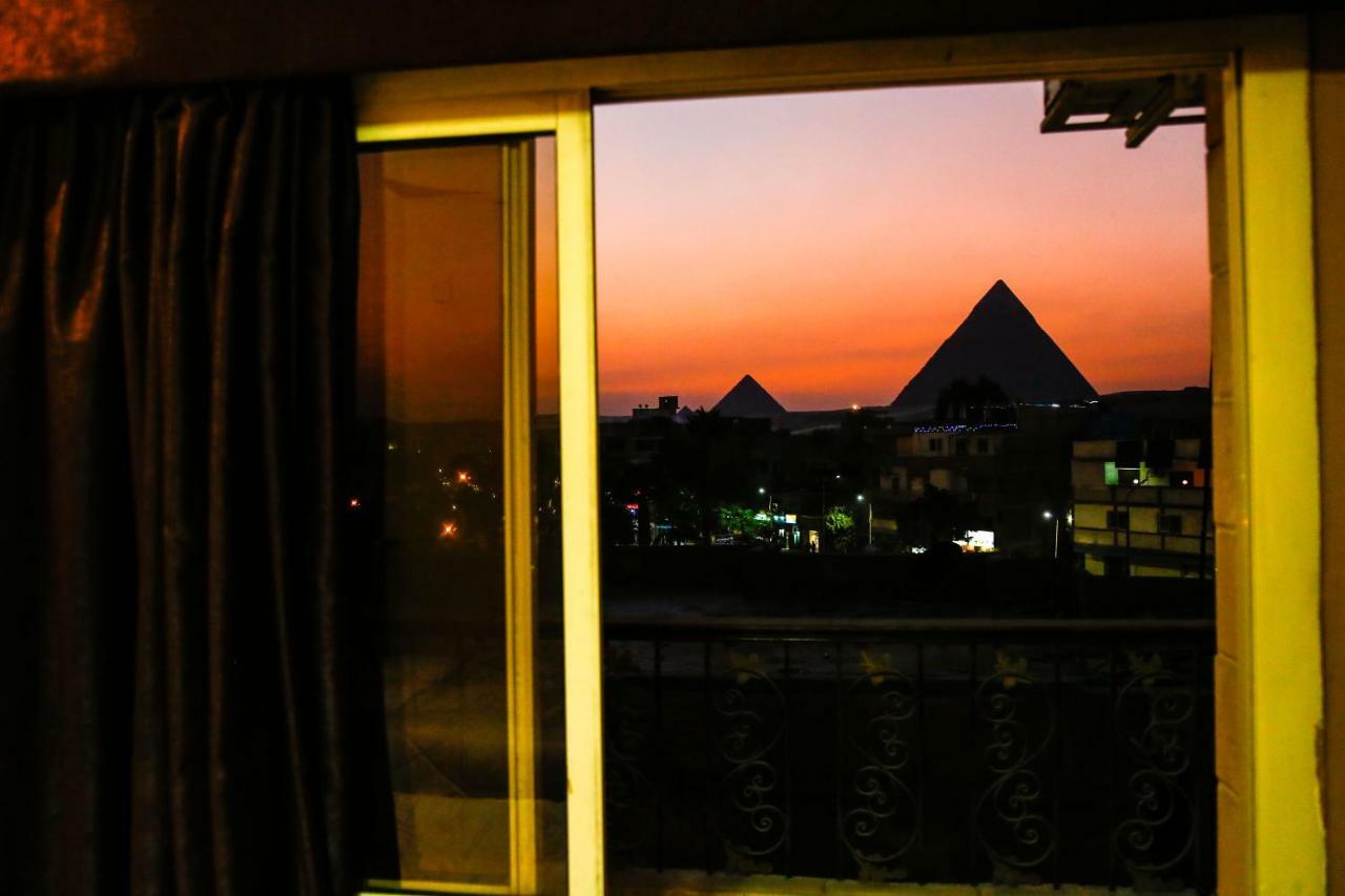 Happy Days Pyramids Inn Il Il Cairo Esterno foto