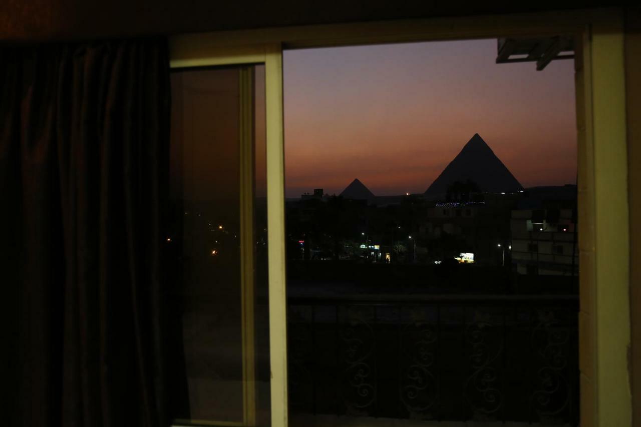 Happy Days Pyramids Inn Il Il Cairo Camera foto